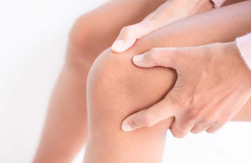 Genou qui craque avec ou sans douleur : que faut-il faire ?